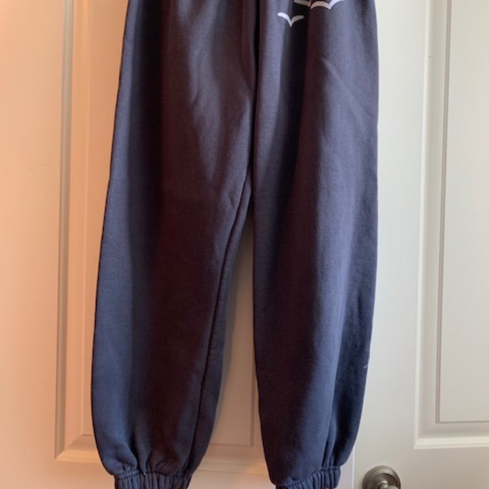 Lazy Pants - Picture 2 of 2